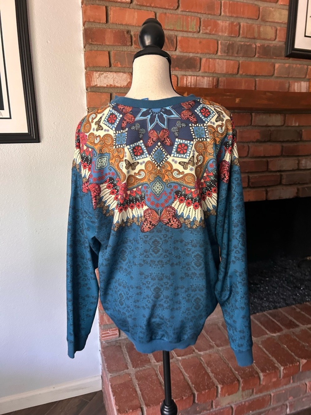 Adidas x FARM Rio Borbomix Butterfly Floral Print Sweatshirt in Multicolor Sz M - Picture 8 of 9
